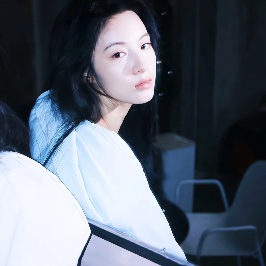 情谜艾曼纽